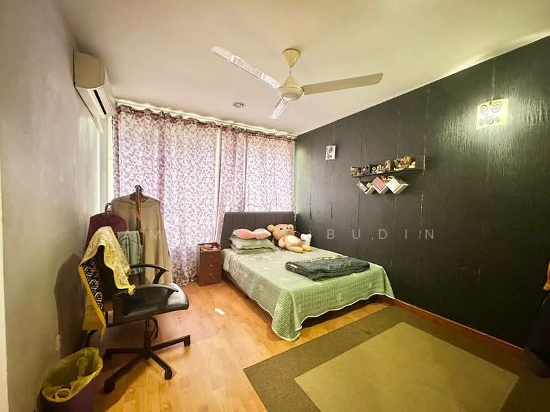 Bungalow for Sale in Taman Bangi Villa (Bangi) - Zamshary Budin - Bedroom - PropertyGuru.com.my