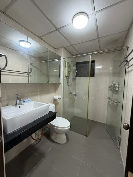 Condominium for Sale at Royal Domain Sri Putramas 2 - Ryan Swe - Bathroom - PropertyGuru.com.my
