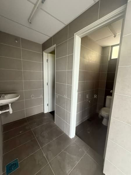 Terrace Factory for Sale in Kulai (Johor) - Caryn Ter - Bathroom - PropertyGuru.com.my