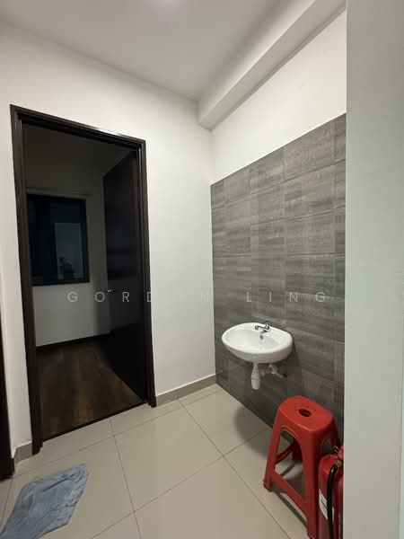 Service Residence for Rent at Symphony Tower (Menara Simfoni) - Gordon Ling - Bathroom - PropertyGuru.com.my