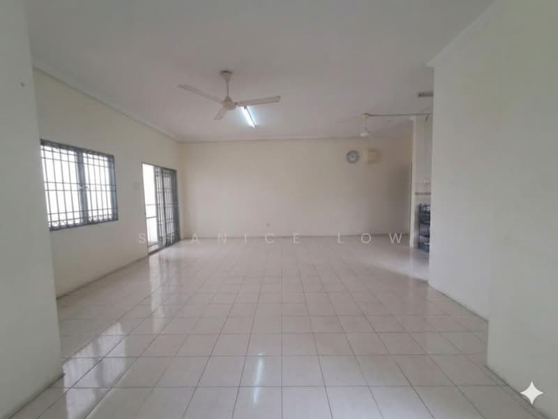 Apartment for Sale at Bayu Puteri - Shanice Low - Living Room - PropertyGuru.com.my