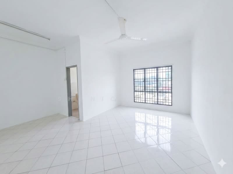 Apartment for Sale at Bayu Puteri - Shanice Low - Living Room - PropertyGuru.com.my