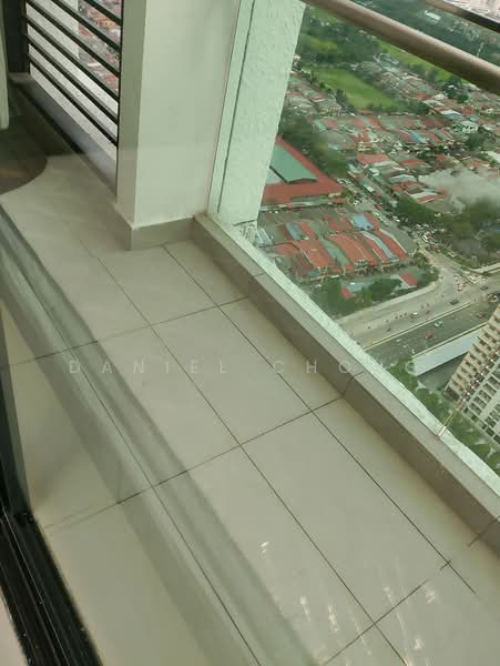 Kondominium untuk Disewa di Verando Residence - Daniel Chong - Balcony - PropertyGuru.com.my