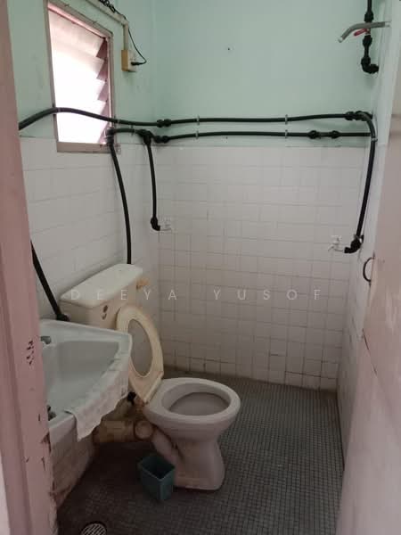 Rumah Teres untuk Disewa di Desa Setapak (Wangsa Maju) - Deeya Yusof - Bathroom - PropertyGuru.com.my