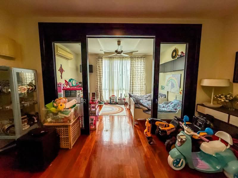 Semi-Detached House for Sale in Puncak Bangi (Bandar Baru Bangi) - Farid Fahmi - Bedroom - PropertyGuru.com.my