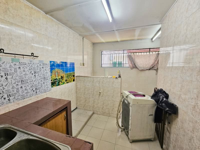 2-storey Terraced House for Rent in Kota Kemuning (Shah Alam) - Jason Ooi - Kitchen - PropertyGuru.com.my