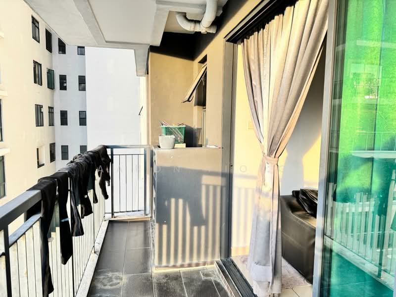 Kondominium untuk Disewa di Lido Residency - Aaron Yiong - Balcony - PropertyGuru.com.my