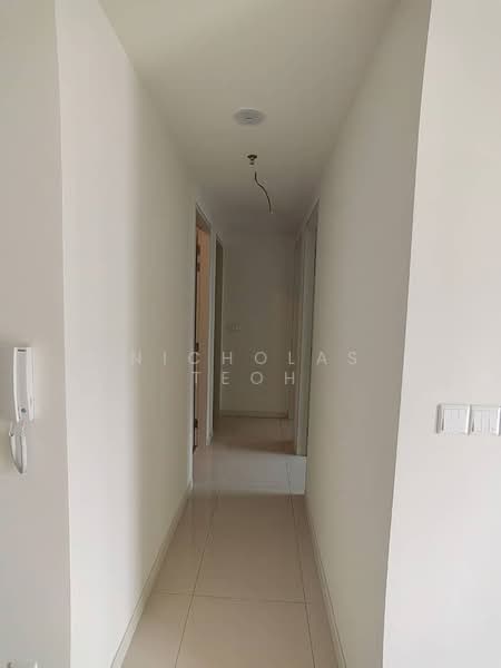 Servis Apartment untuk Dijual di Sunway Avila Residences - Nicholas Teoh - Corridor - PropertyGuru.com.my