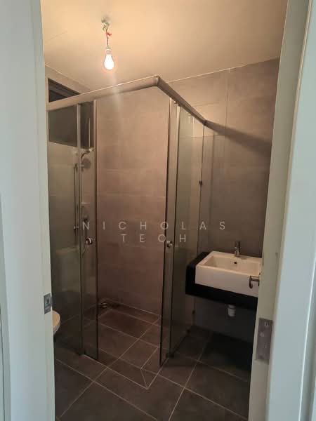 Servis Apartment untuk Dijual di Sunway Avila Residences - Nicholas Teoh - Bathroom - PropertyGuru.com.my