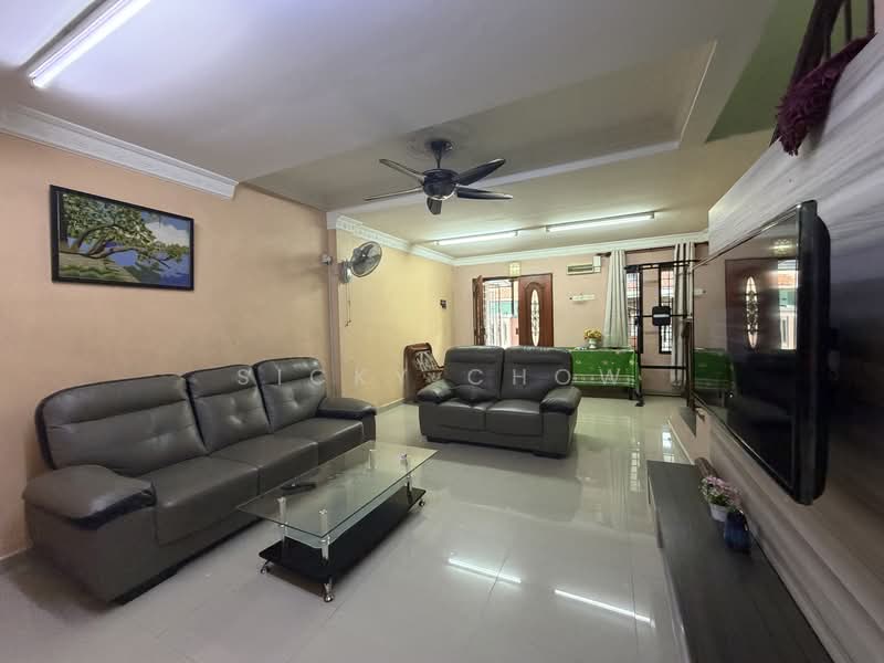 Rumah Teres untuk Dijual di Kajang (Selangor) - Sicky Chow - Living Room - PropertyGuru.com.my