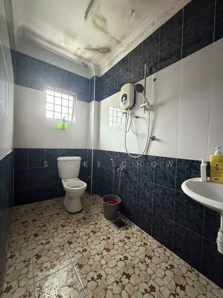 Rumah Teres untuk Dijual di Kajang (Selangor) - Sicky Chow - Bathroom - PropertyGuru.com.my
