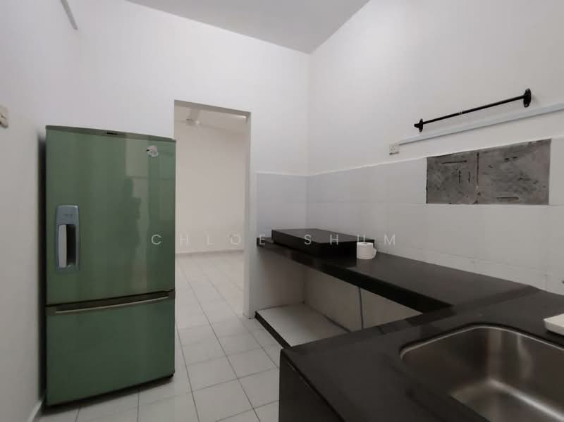 Pangsapuri untuk Disewa di Molek Ria - Chloe Shum - Kitchen - PropertyGuru.com.my