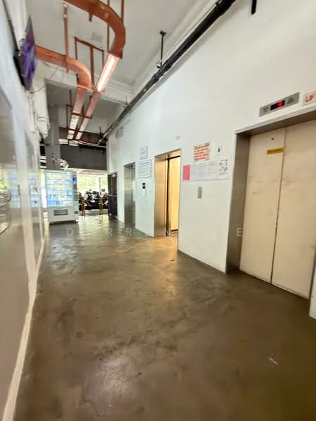 Rumah Flat untuk Dijual di Taman Utama - Darren Lye - Corridor - PropertyGuru.com.my