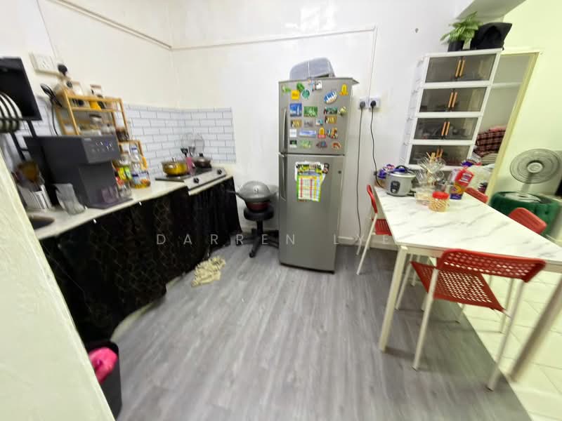 Rumah Flat untuk Dijual di Taman Utama - Darren Lye - Kitchen - PropertyGuru.com.my