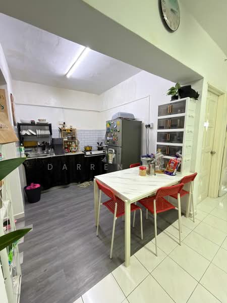 Rumah Flat untuk Dijual di Taman Utama - Darren Lye - Kitchen - PropertyGuru.com.my