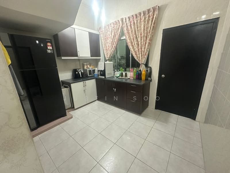 2-storey Terraced House for Sale in Johor Bahru (Johor) - Justin Soo - Kitchen - PropertyGuru.com.my