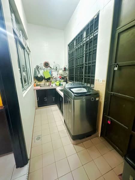 2-storey Terraced House for Sale in Johor Bahru (Johor) - Justin Soo - Kitchen - PropertyGuru.com.my