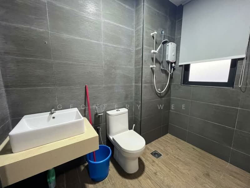 Condominium for Rent at The Quartz Residence - Geoffery Wee - Bathroom - PropertyGuru.com.my