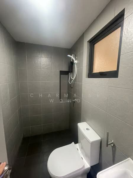 Kondominium untuk Disewa di Sky Awani Residensi 5 - Charmaine Wong - Bathroom - PropertyGuru.com.my