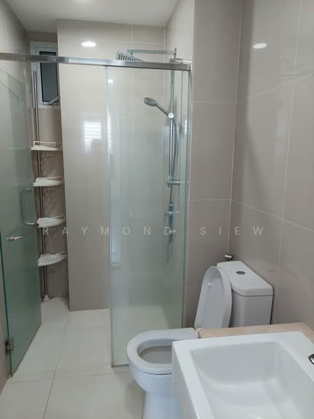 Kondominium untuk Disewa di Scenaria @ North Kiara Hills - Raymond Siew - Bathroom - PropertyGuru.com.my