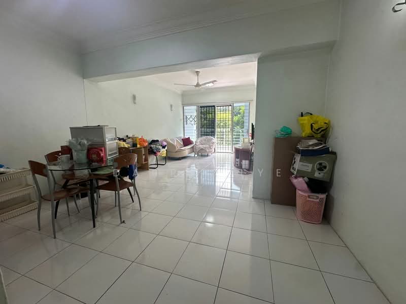 Kondominium untuk Disewa di Desa Bukit Jambul - Darren Lye - Living Room - PropertyGuru.com.my