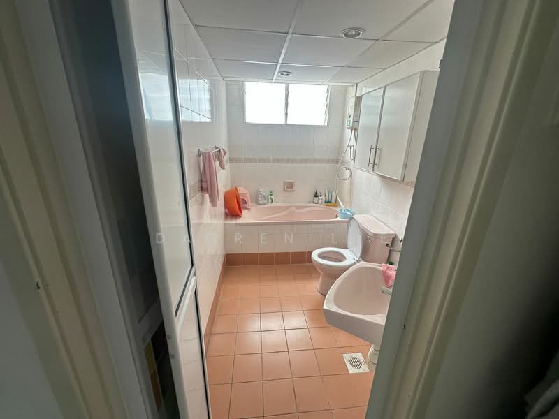 Kondominium untuk Dijual di Desa Bukit Jambul - Darren Lye - Bathroom - PropertyGuru.com.my