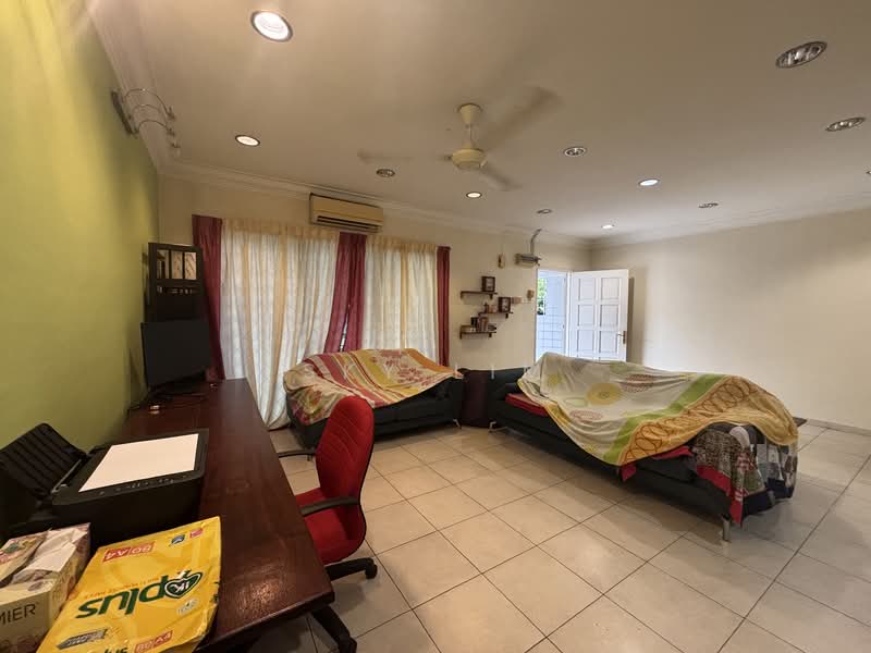 Rumah Teres 2 Tingkat untuk Dijual di Petaling Jaya (Selangor) - Sky Lim - Living Room - PropertyGuru.com.my