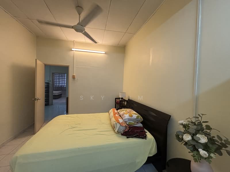Rumah Teres 2 Tingkat untuk Dijual di Petaling Jaya (Selangor) - Sky Lim - Bedroom - PropertyGuru.com.my