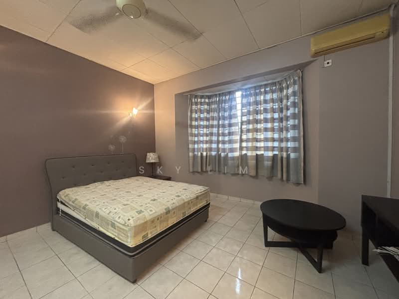 Rumah Teres 2 Tingkat untuk Dijual di Petaling Jaya (Selangor) - Sky Lim - Bedroom - PropertyGuru.com.my
