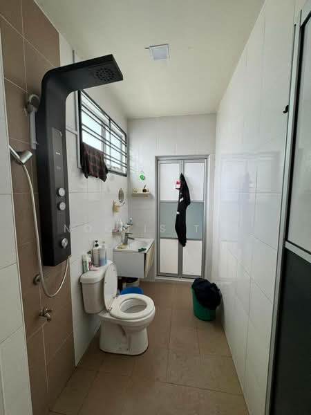 Rumah Teres untuk Dijual di Iskandar Puteri (Nusajaya) (Johor) - Noctis Tan - Bathroom - PropertyGuru.com.my