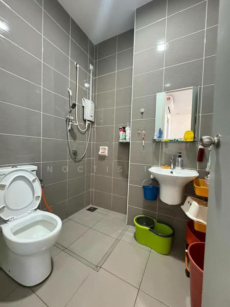 Rumah Teres untuk Dijual di Johor Bahru (Johor) - Noctis Tan - Bathroom - PropertyGuru.com.my