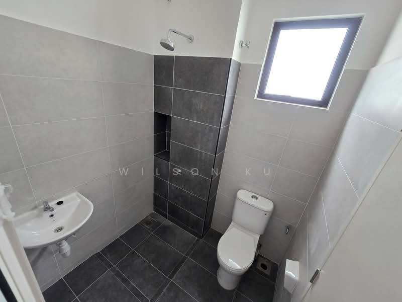 2-storey Terraced House for Rent in Ulu Tiram (Johor) - Wilson Ku - Bathroom - PropertyGuru.com.my