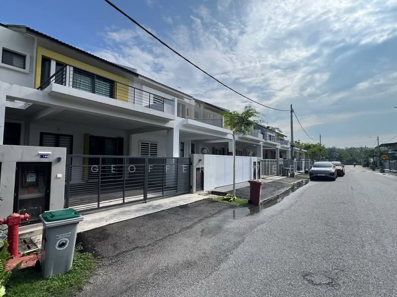 Rumah Teres untuk Disewa di Melaka City (Melaka) - Geoffery Wee - Exterior - PropertyGuru.com.my