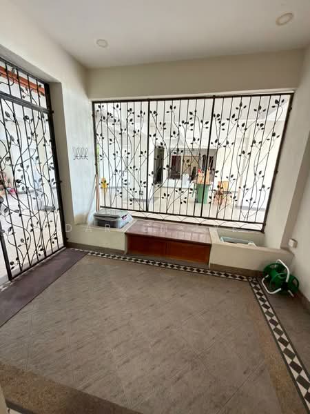 Condominium for Sale at Pearl View - Darren Lye - Entrance - PropertyGuru.com.my