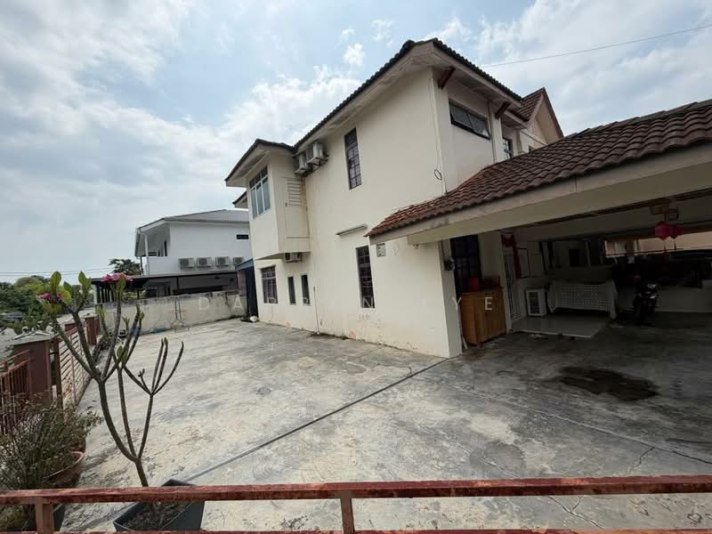 Semi-Detached House for Sale in Bandar Tasek Mutiara (Simpang Ampat) - Darren Lye - Exterior - PropertyGuru.com.my
