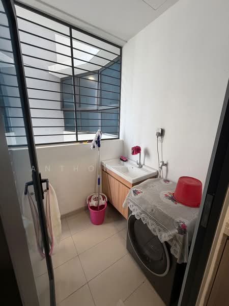 Condominium for Rent at Queens Residences Q2 @ Queens Waterfront - Anthony Yeoh - Balcony - PropertyGuru.com.my