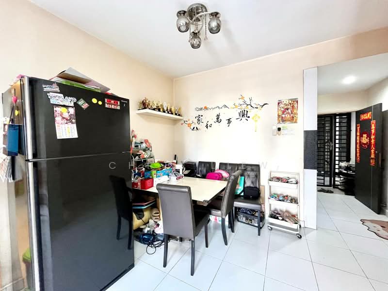 Pangsapuri untuk Dijual di Taman Larkin Idaman Plot C - Chris Liew - Dining Room - PropertyGuru.com.my