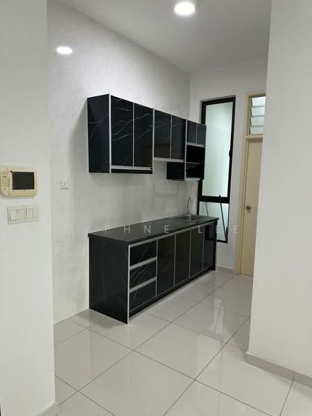 Service Residence for Rent at D'Summit Residences - Daphne Lee - Kitchen - PropertyGuru.com.my