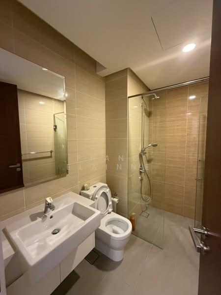 Servis Apartment untuk Dijual di The Astaka @ 1 Bukit Senyum - Phang Elainne - Bathroom - PropertyGuru.com.my