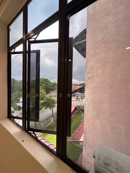 Pangsapuri untuk Dijual di Pangsapuri Ria Apartment C (Ruby Tower) - Darren Lye - View - PropertyGuru.com.my