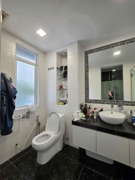Rumah Berkembar untuk Dijual di Mutiara Damansara (Selangor) - Ong Yan - Bathroom - PropertyGuru.com.my