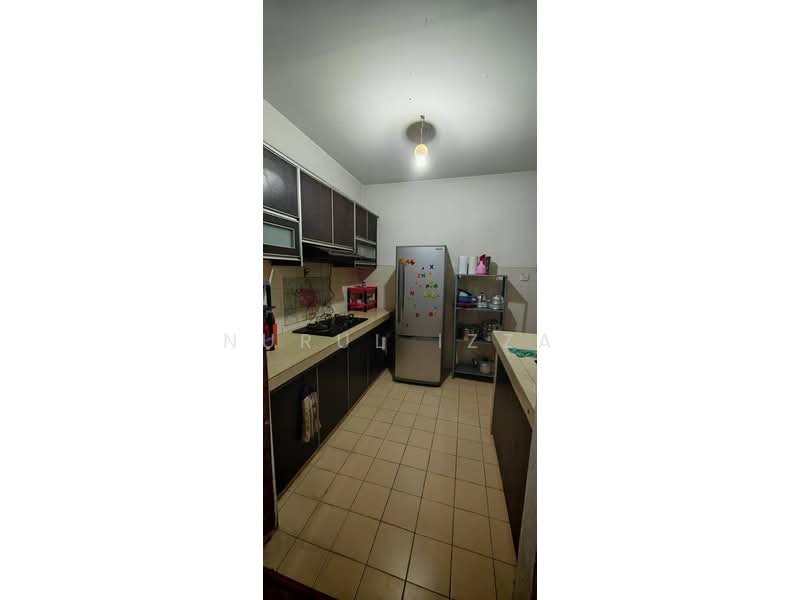 Apartment for Sale at Laguna Biru - Nurul Izza - Kitchen - PropertyGuru.com.my