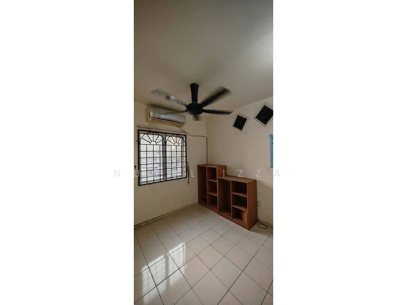Apartment for Sale at Laguna Biru - Nurul Izza - Interior - PropertyGuru.com.my