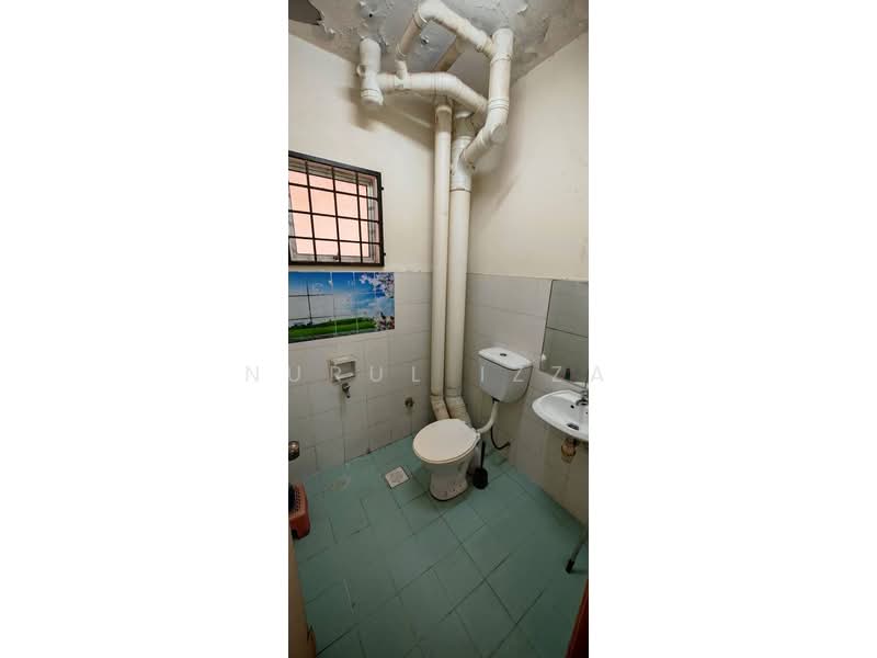 Apartment for Sale at Laguna Biru - Nurul Izza - Bathroom - PropertyGuru.com.my