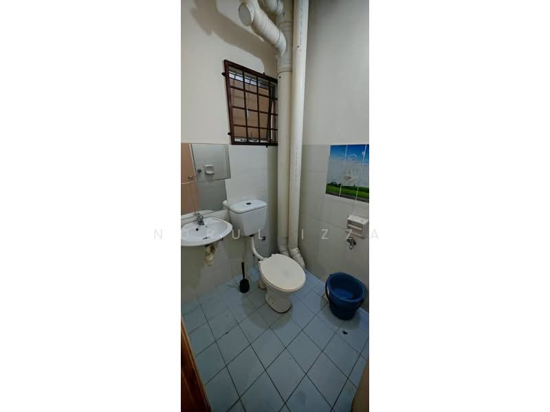 Apartment for Sale at Laguna Biru - Nurul Izza - Bathroom - PropertyGuru.com.my