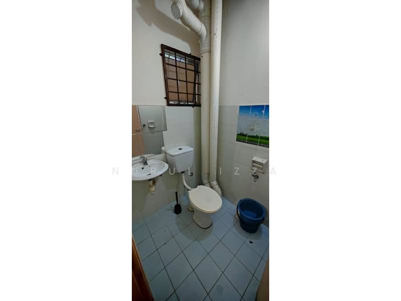 Apartment for Sale at Laguna Biru - Nurul Izza - Bathroom - PropertyGuru.com.my