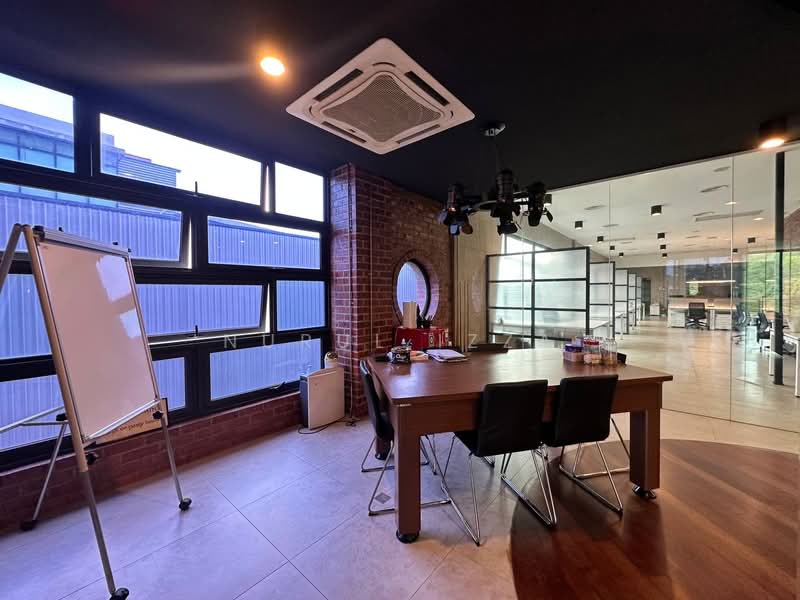 Warehouse for Sale in Taman Sains Selangor (Kota Damansara) - Nurul Izza - Interior - PropertyGuru.com.my