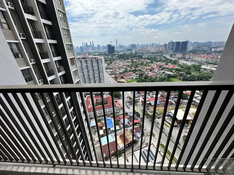 Servis Apartment untuk Disewa di Kenwingston Platz - Nurul Izza - View - PropertyGuru.com.my
