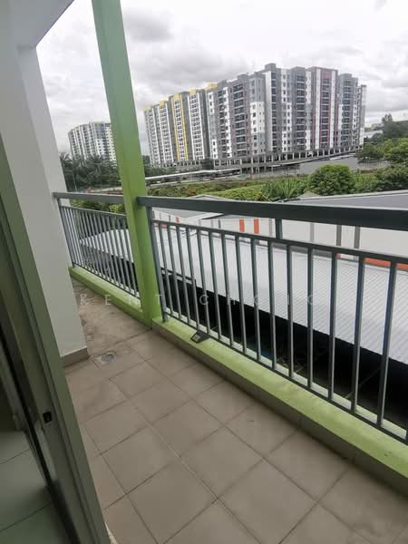 Pangsapuri untuk Dijual di Suria Mewah Residensi - Kent Chong - Balcony - PropertyGuru.com.my