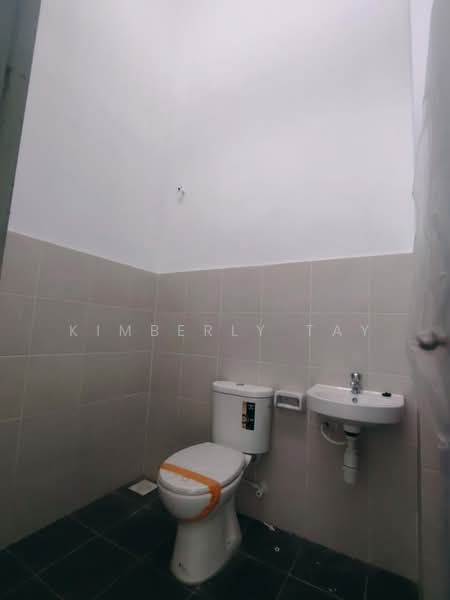 Rumah Teres 2 Tingkat untuk Dijual di Taman Pulai Jaya (Kulai) - Kimberly Tay - Bathroom - PropertyGuru.com.my